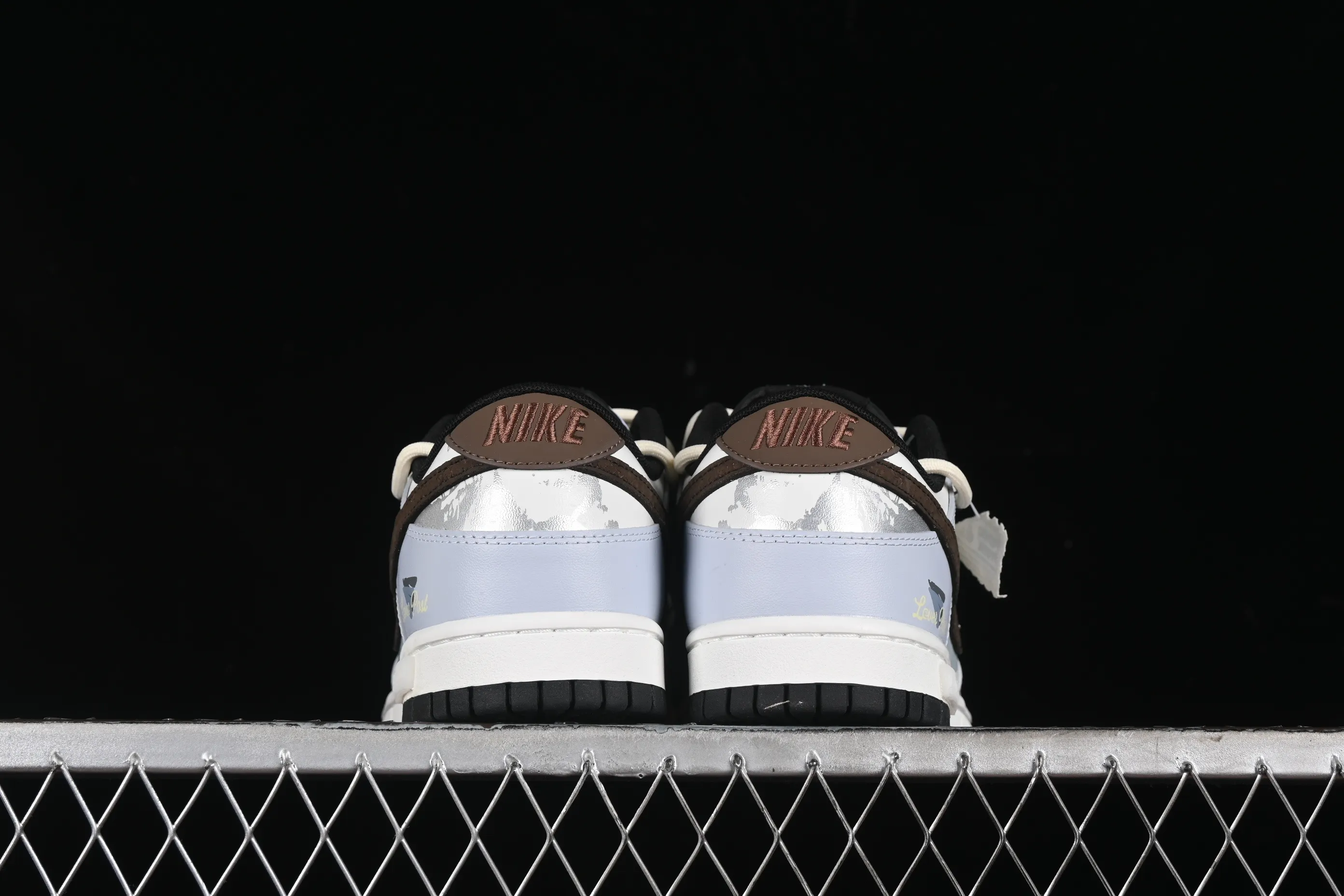 All categories Nk SB Dunk series Nk SB Dunk Low low-top sneakers Nk Dunk Low Panda Prank Heartbeat Email Xinwei Mi Blue Brown SB low-top casual sneakers DD1391-100